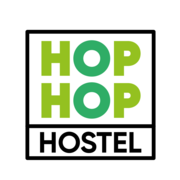 hop hop hostel logo